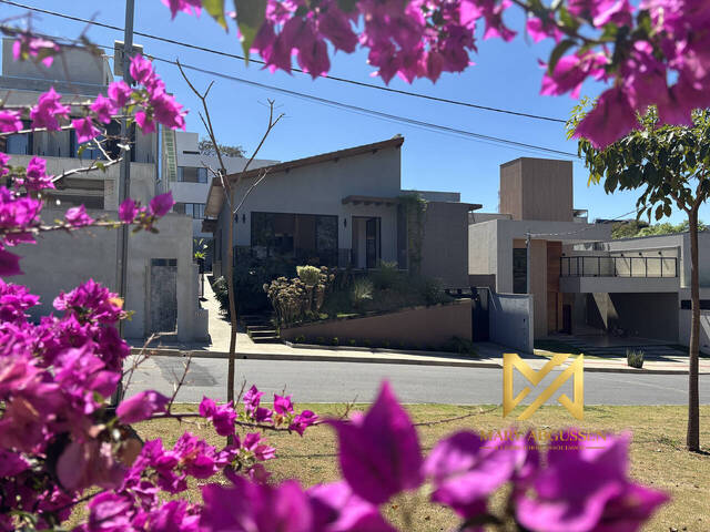 #63 - Casa para Venda em Contagem - MG