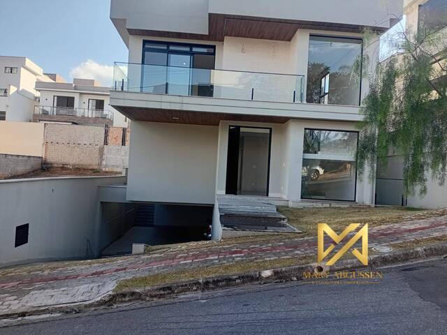 #69 - Casa para Venda em Contagem - MG